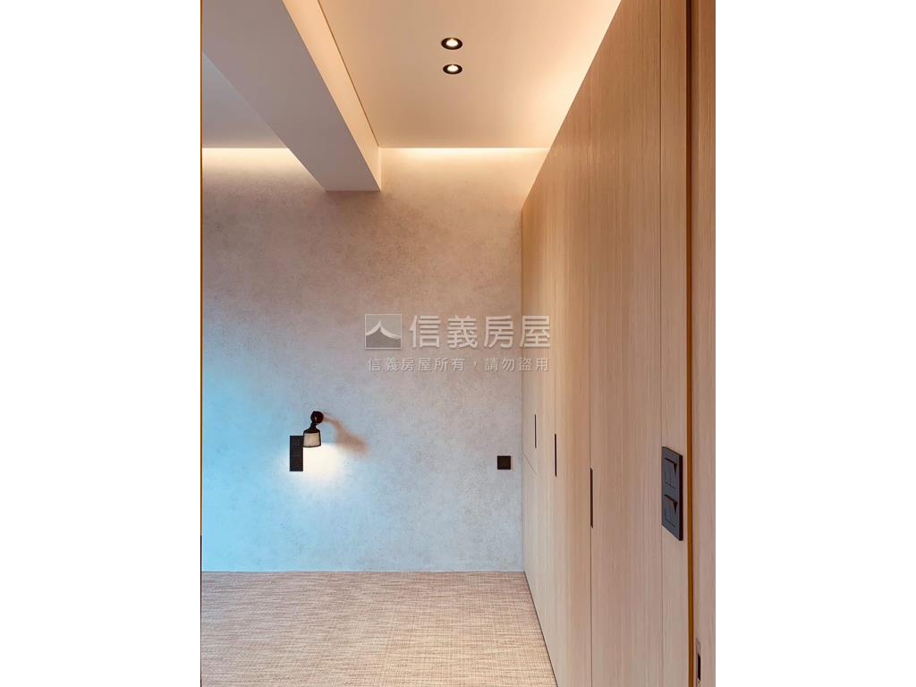 浪漫幸福家庭裝潢美屋房屋室內格局與周邊環境