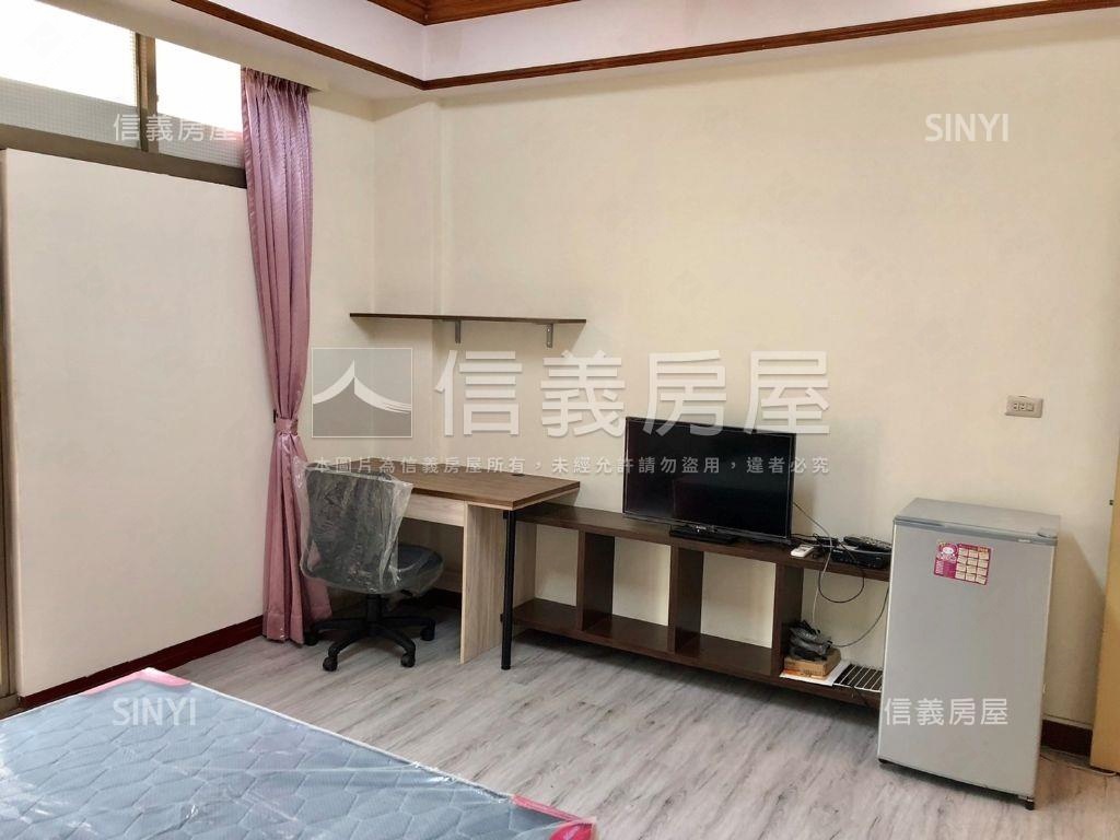 崇善路正路面店面房屋室內格局與周邊環境