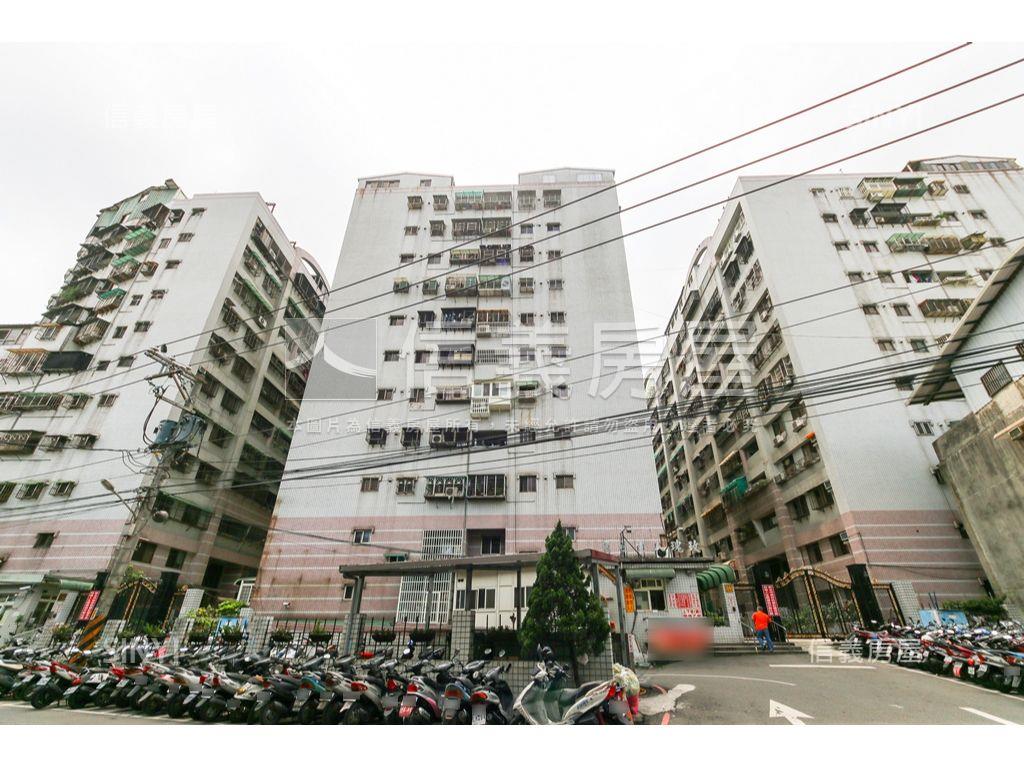 玫瑰人生挑高一樓房屋室內格局與周邊環境
