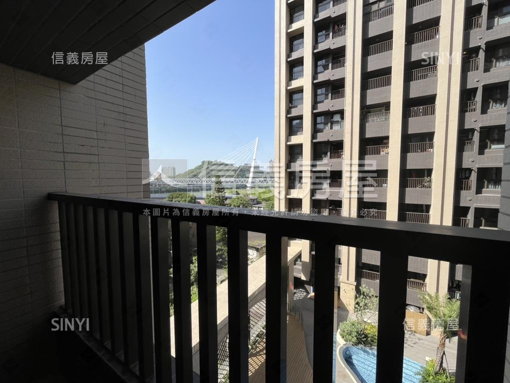 央北重劃區方正四房房屋室內格局與周邊環境