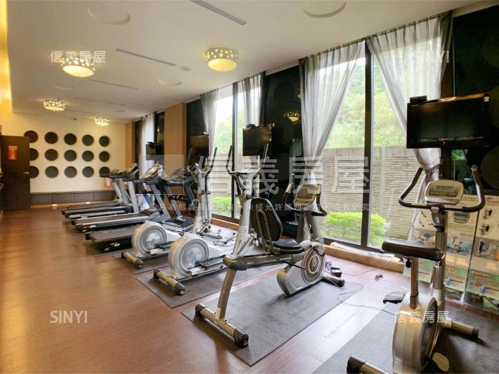 森泉灣河景採光乾淨亮兩房房屋室內格局與周邊環境