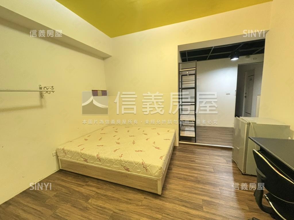 五權路電梯店套房屋室內格局與周邊環境