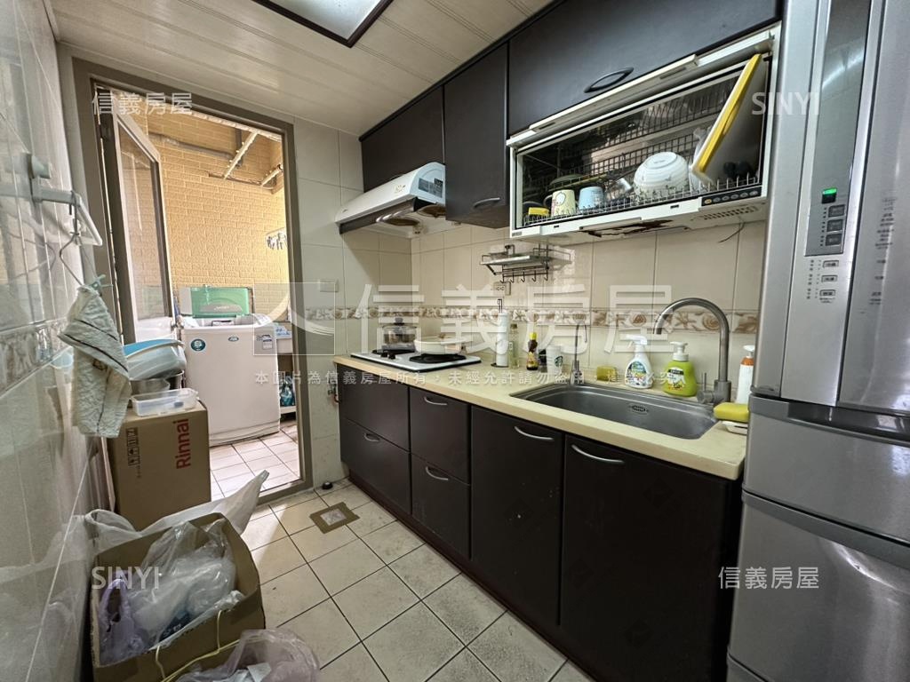 幸福學苑學區兩房房屋室內格局與周邊環境