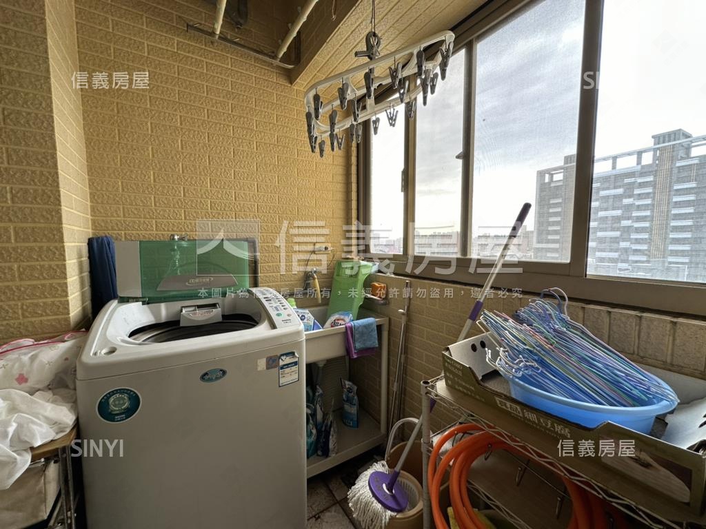 幸福學苑學區兩房房屋室內格局與周邊環境