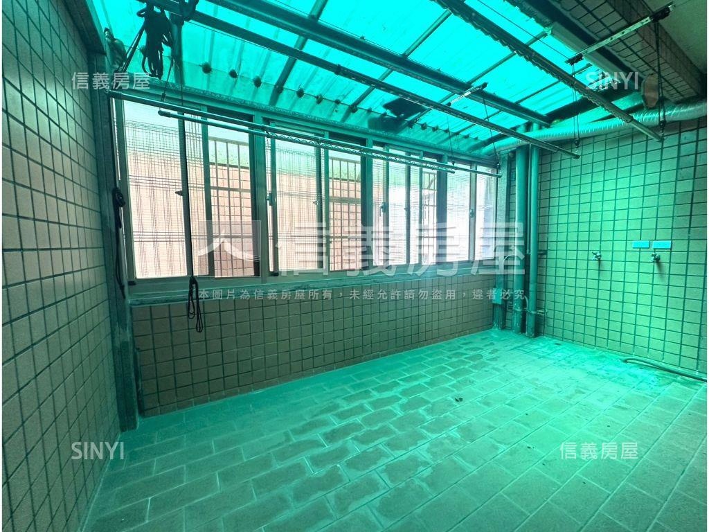 萬壽路稀有透天店面房屋室內格局與周邊環境