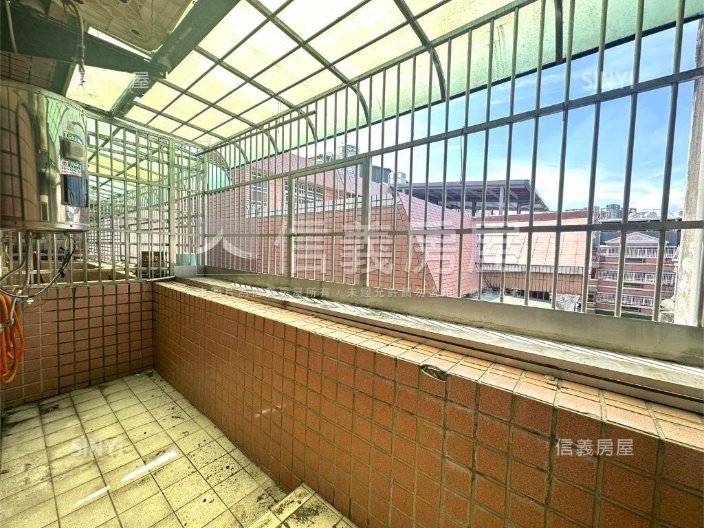 萬壽路稀有透天店面房屋室內格局與周邊環境