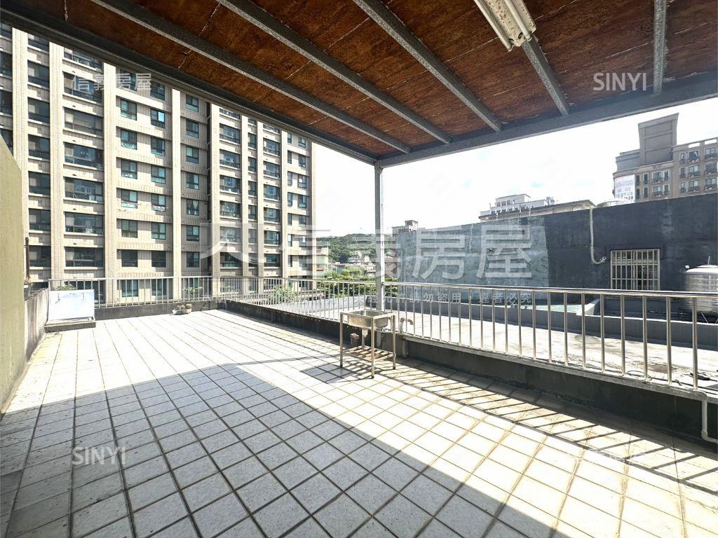 萬壽路稀有透天店面房屋室內格局與周邊環境
