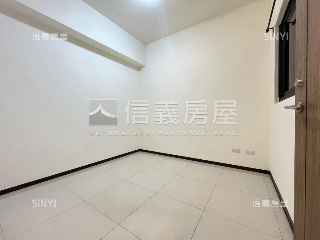 半島珠寶盒２房房屋室內格局與周邊環境