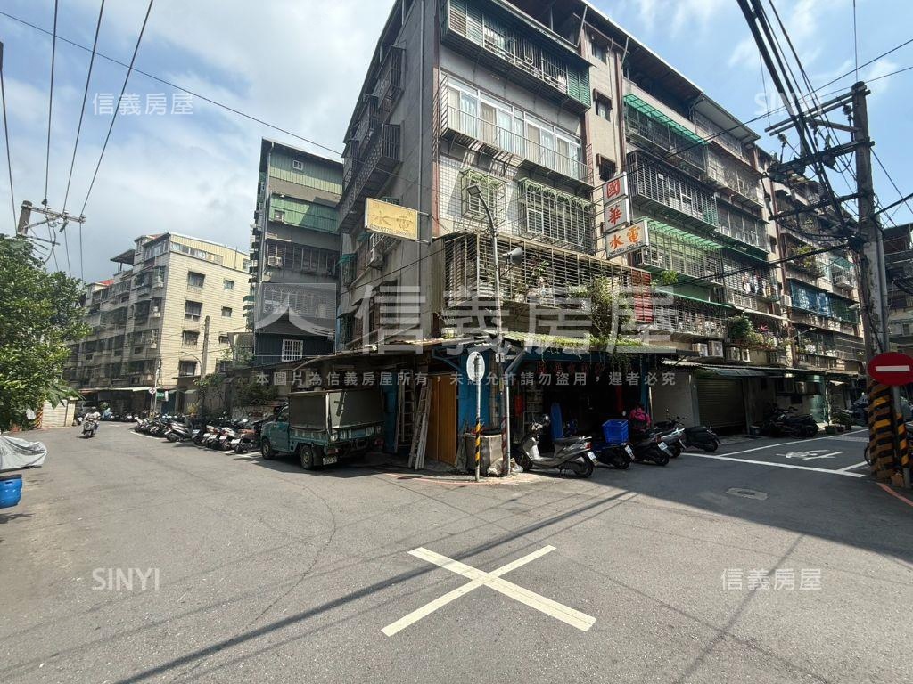 天祥邊間三面採光二樓美寓房屋室內格局與周邊環境