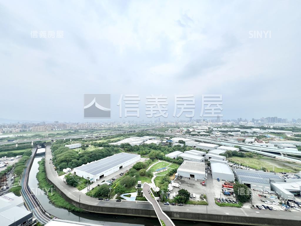 天空之邑絕美景觀三房房屋室內格局與周邊環境