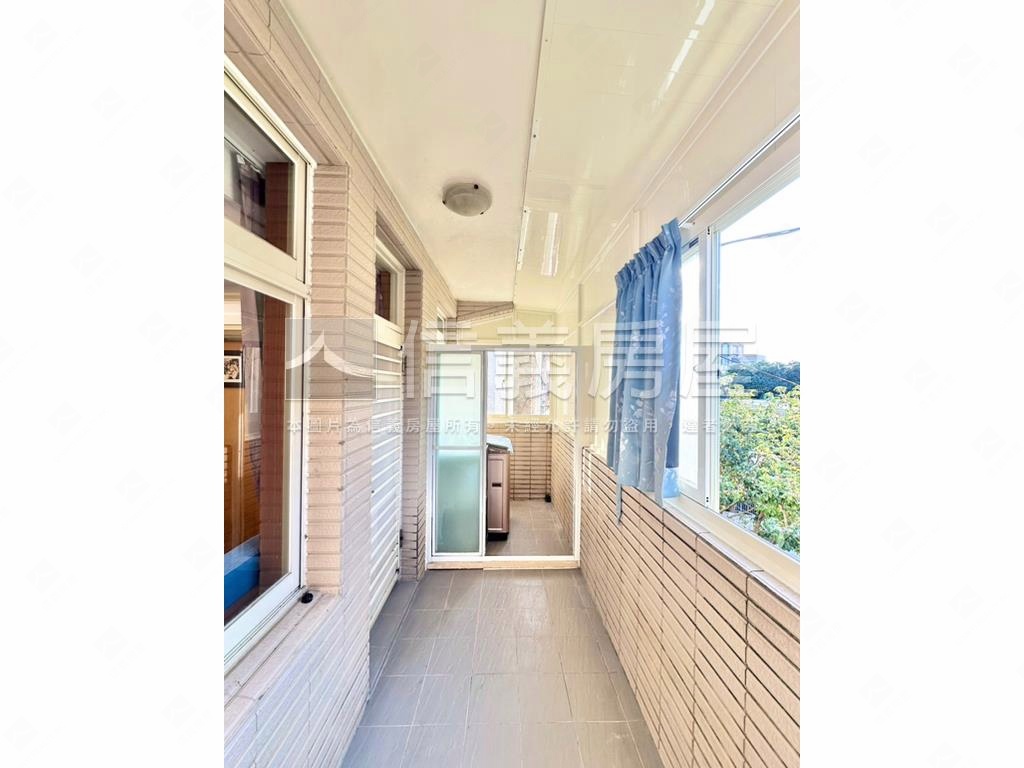 大屯路２樓裝潢美寓房屋室內格局與周邊環境