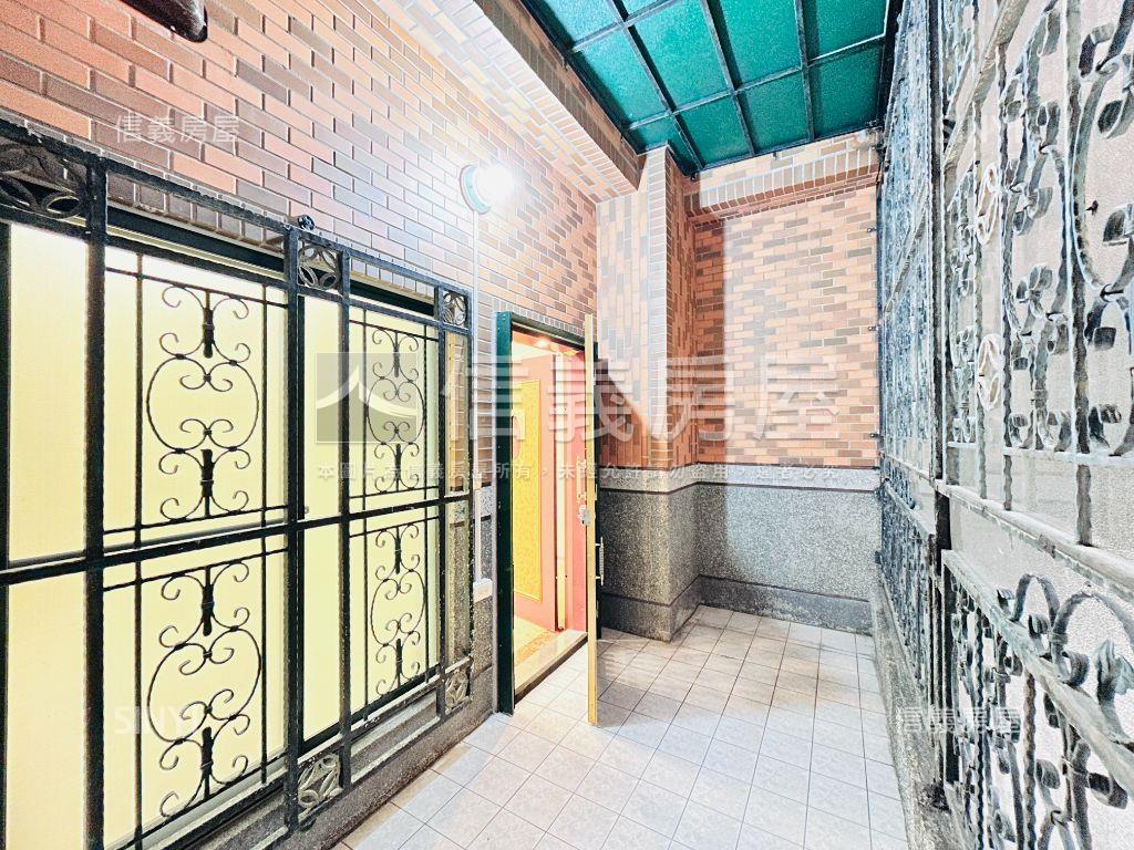 頤和園種花草美妝庭院戶房屋室內格局與周邊環境