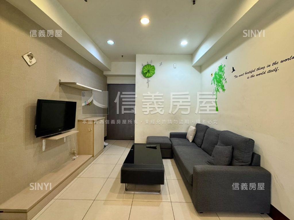 世紀之門｜次頂２房平移車房屋室內格局與周邊環境