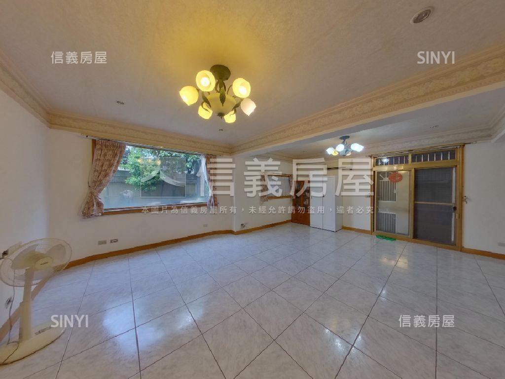 新北投獨立車庫型別墅房屋室內格局與周邊環境