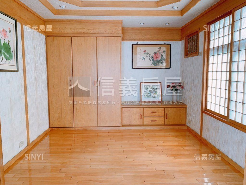 新北投獨立車庫型別墅房屋室內格局與周邊環境