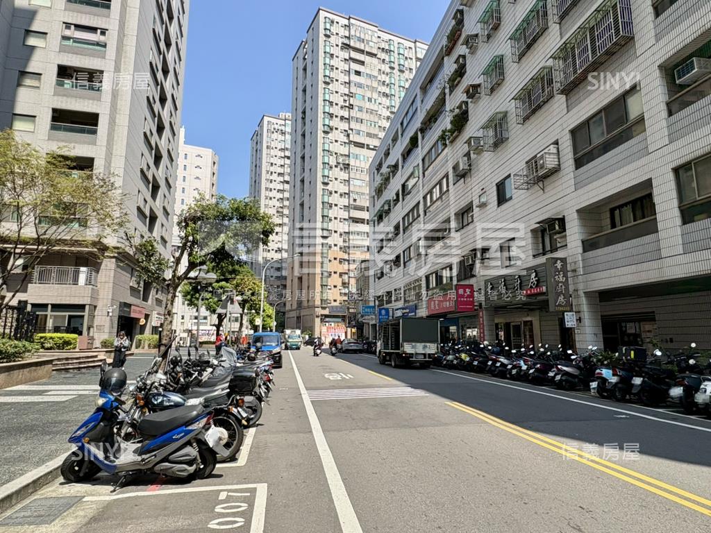 國際巨星優質兩房房屋室內格局與周邊環境