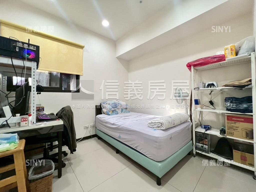 稀有純住宅皇翔大三房車位房屋室內格局與周邊環境