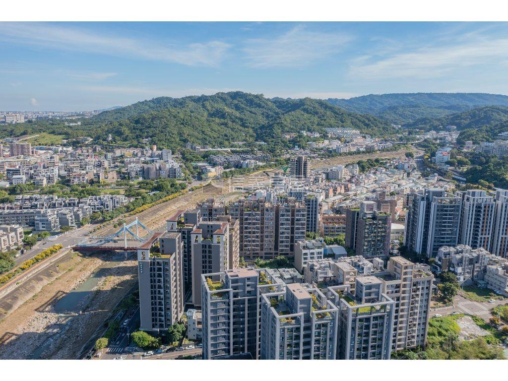 專任北屯太祥段面河岸角地房屋室內格局與周邊環境