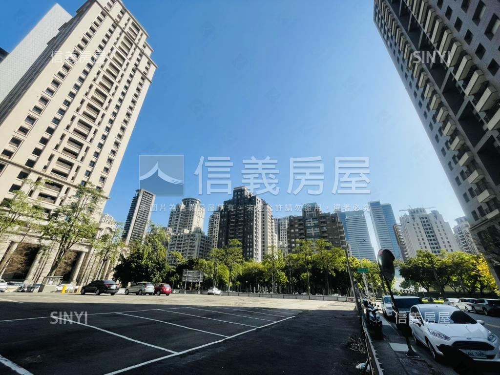 紀汎希面夏綠地公園朝南房屋室內格局與周邊環境