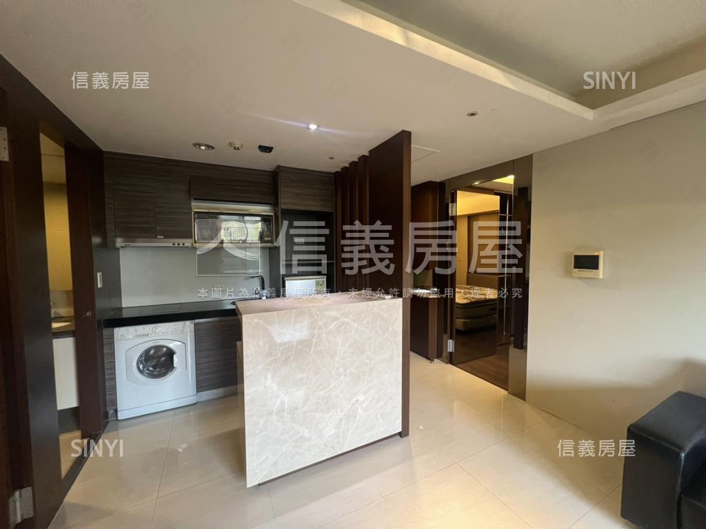 巴黎第六區捷運兩房兩衛房屋室內格局與周邊環境