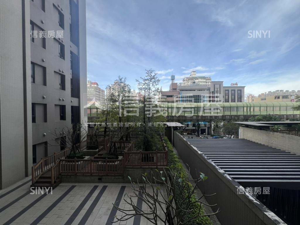 巴黎第六區捷運兩房兩衛房屋室內格局與周邊環境