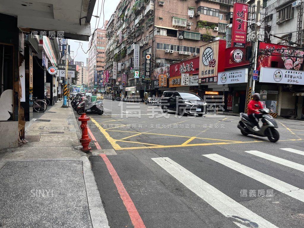 邊間透天店面房屋室內格局與周邊環境