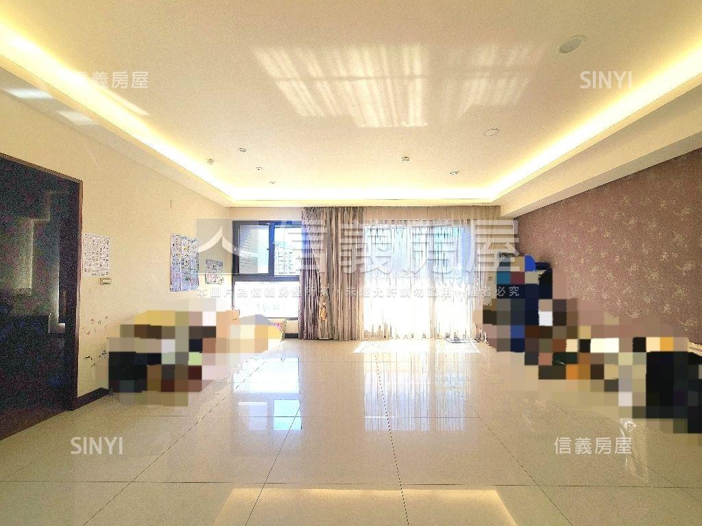 藝文鼎苑三房雙車位房屋室內格局與周邊環境