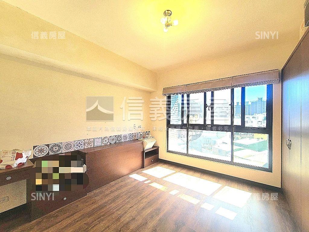 藝文鼎苑三房雙車位房屋室內格局與周邊環境