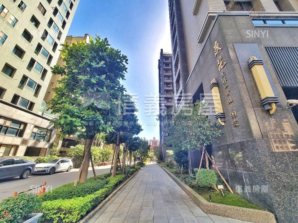 藝文鼎苑三房雙車位房屋室內格局與周邊環境