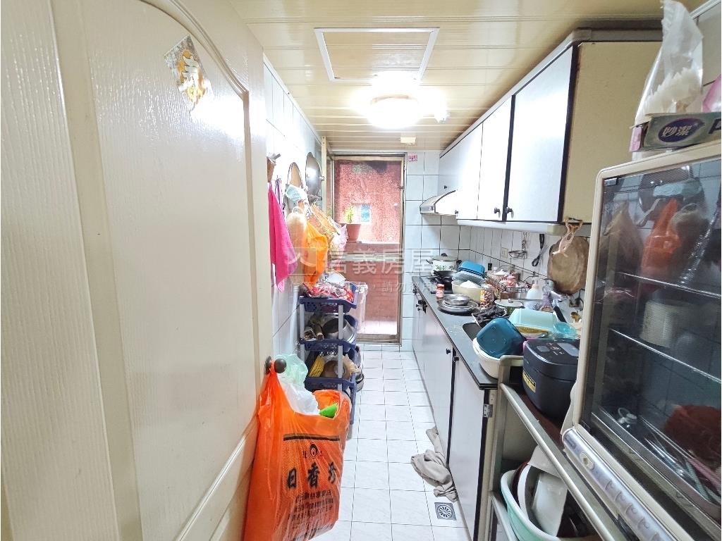 中悅大利市近交流道美三房房屋室內格局與周邊環境