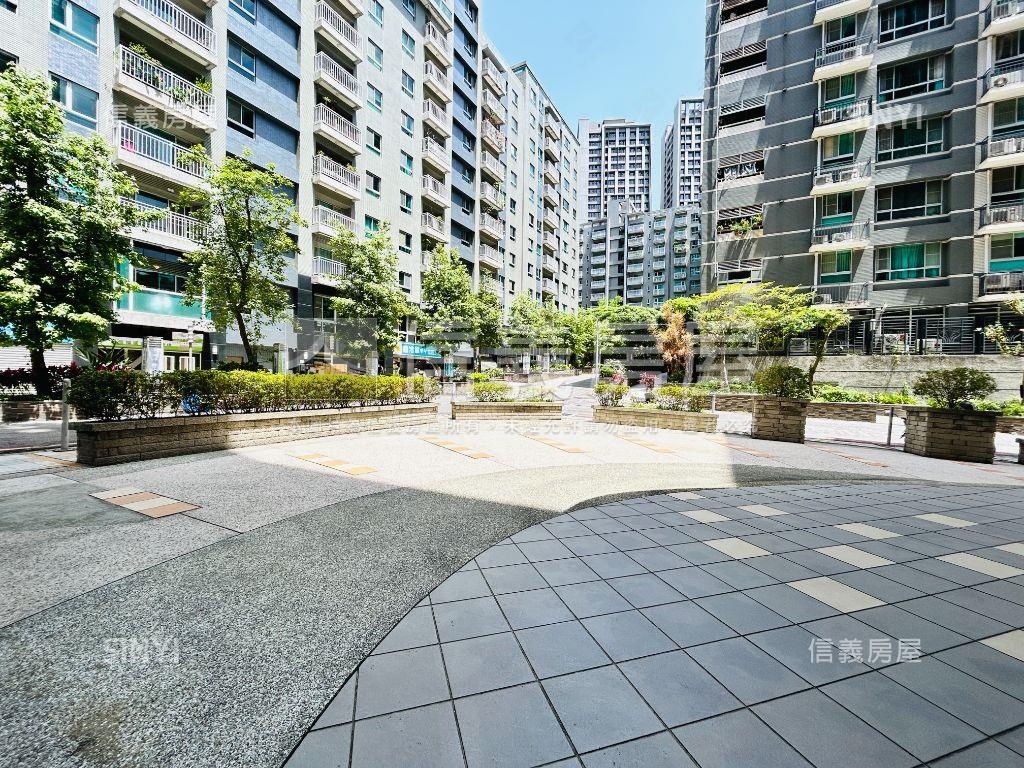 玫瑰花苑陽光挑高店面房屋室內格局與周邊環境