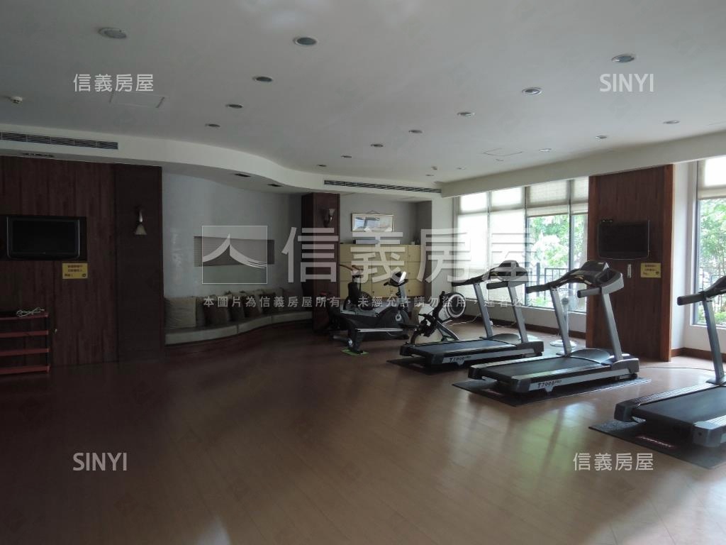 民權經典⚝次頂樓三房車位房屋室內格局與周邊環境