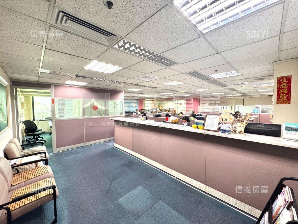 自由路黃金辦公室ＡＢ房屋室內格局與周邊環境