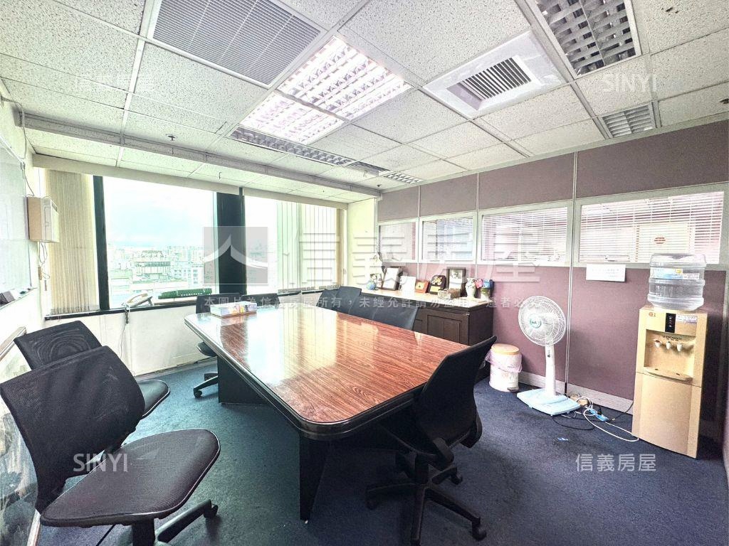 自由路黃金辦公室ＡＢ房屋室內格局與周邊環境