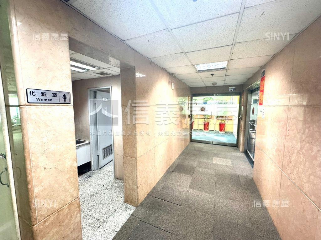 自由路黃金辦公室ＡＢ房屋室內格局與周邊環境