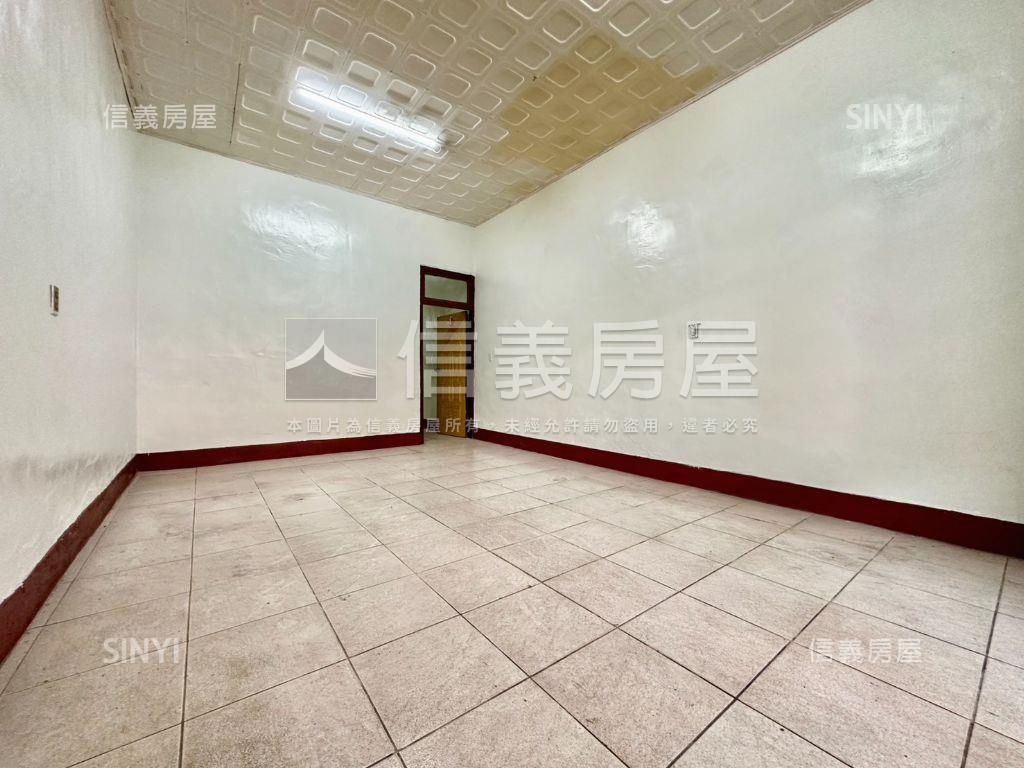 近文華高中捷運站透天房屋室內格局與周邊環境