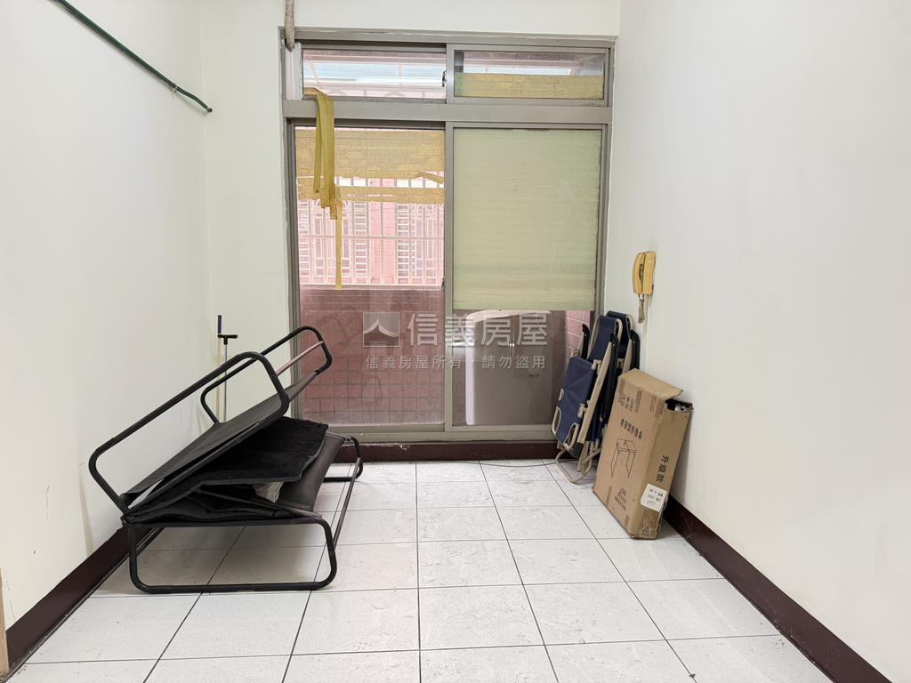 桃園大園低總價公寓房屋室內格局與周邊環境