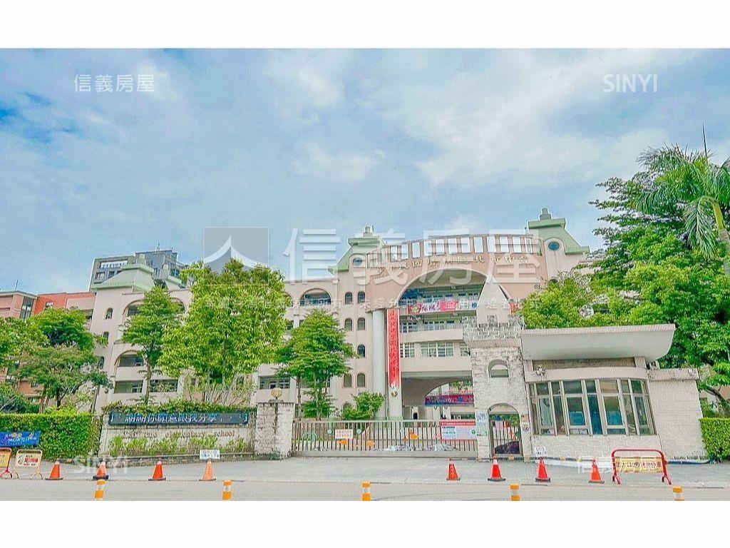專任賴厝街鬧中取靜美寓房屋室內格局與周邊環境
