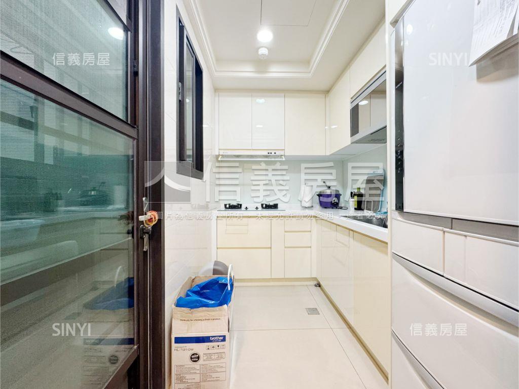 專任★公園大藝境藏家三房房屋室內格局與周邊環境