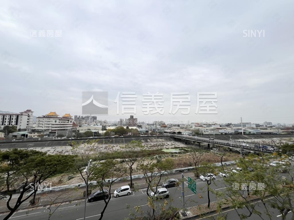 俗！新光和園二房平車房屋室內格局與周邊環境