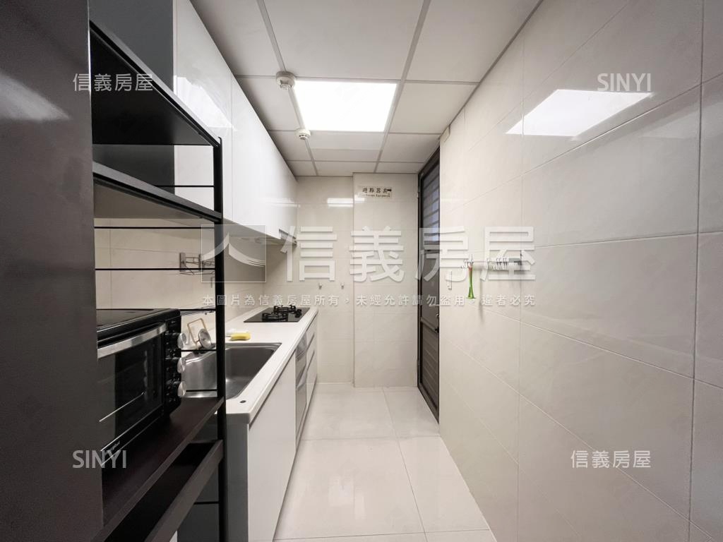 俗！新光和園二房平車房屋室內格局與周邊環境