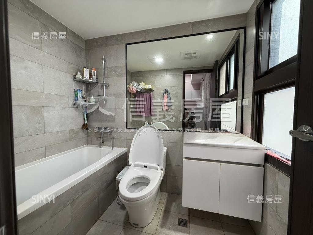 Ａ７金捷市高樓三房車位房屋室內格局與周邊環境