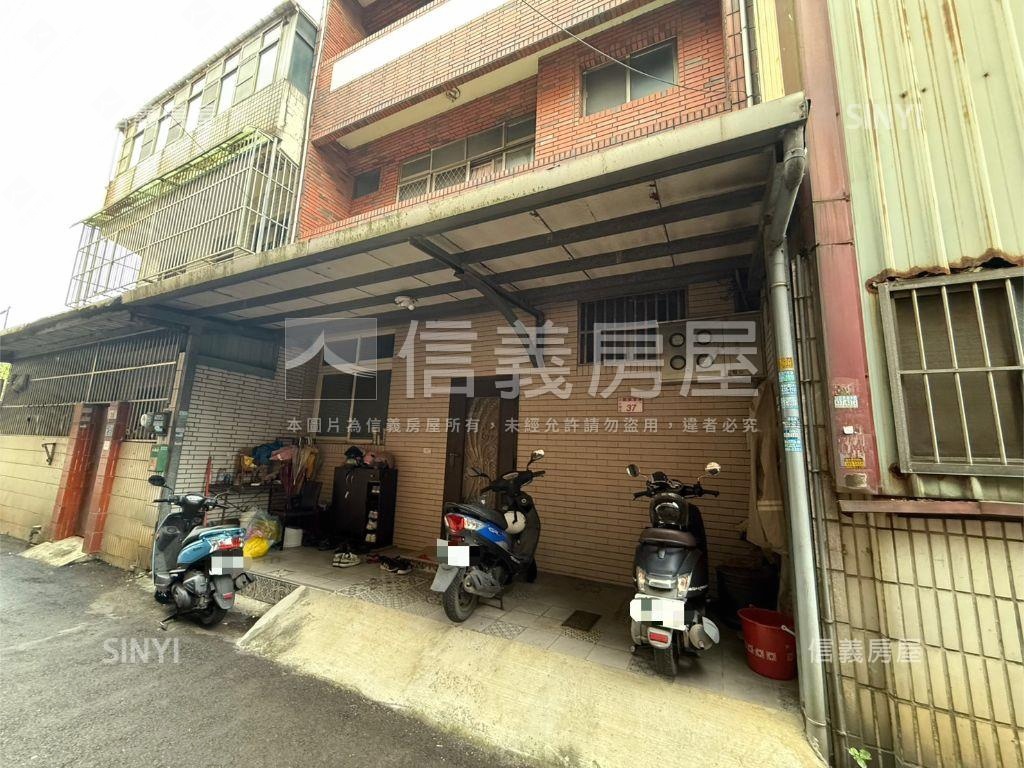 崁頂路高質感整修透天房屋室內格局與周邊環境