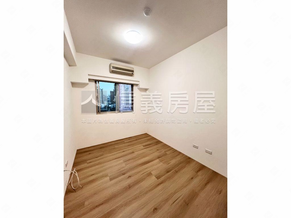 竹城御賞美妝三房車位房屋室內格局與周邊環境