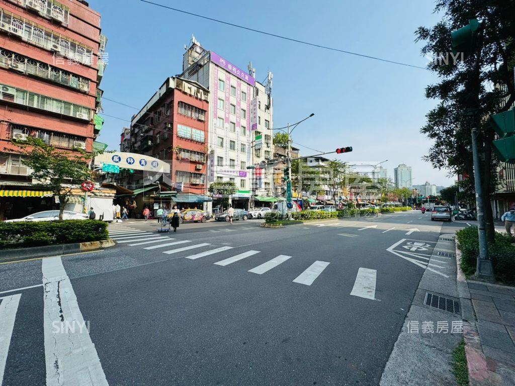松山車站小品再現江湖房屋室內格局與周邊環境