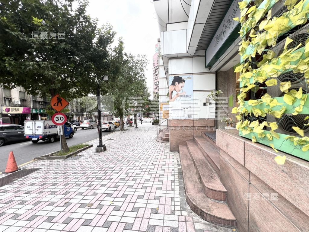 未來馬明潭捷運三角窗店面房屋室內格局與周邊環境