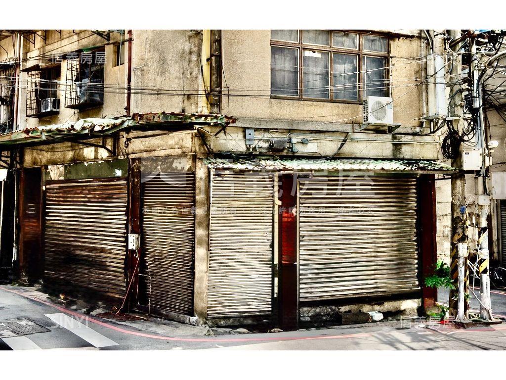永豐路三角窗店面房屋室內格局與周邊環境