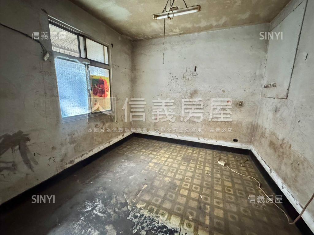 永豐路三角窗店面房屋室內格局與周邊環境