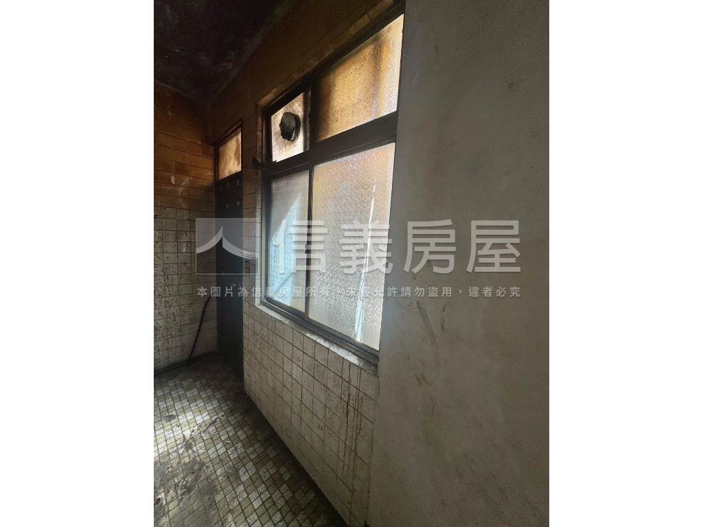 永豐路三角窗店面房屋室內格局與周邊環境