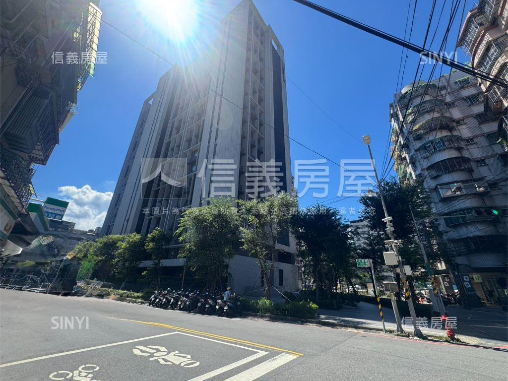 永豐路三角窗店面房屋室內格局與周邊環境